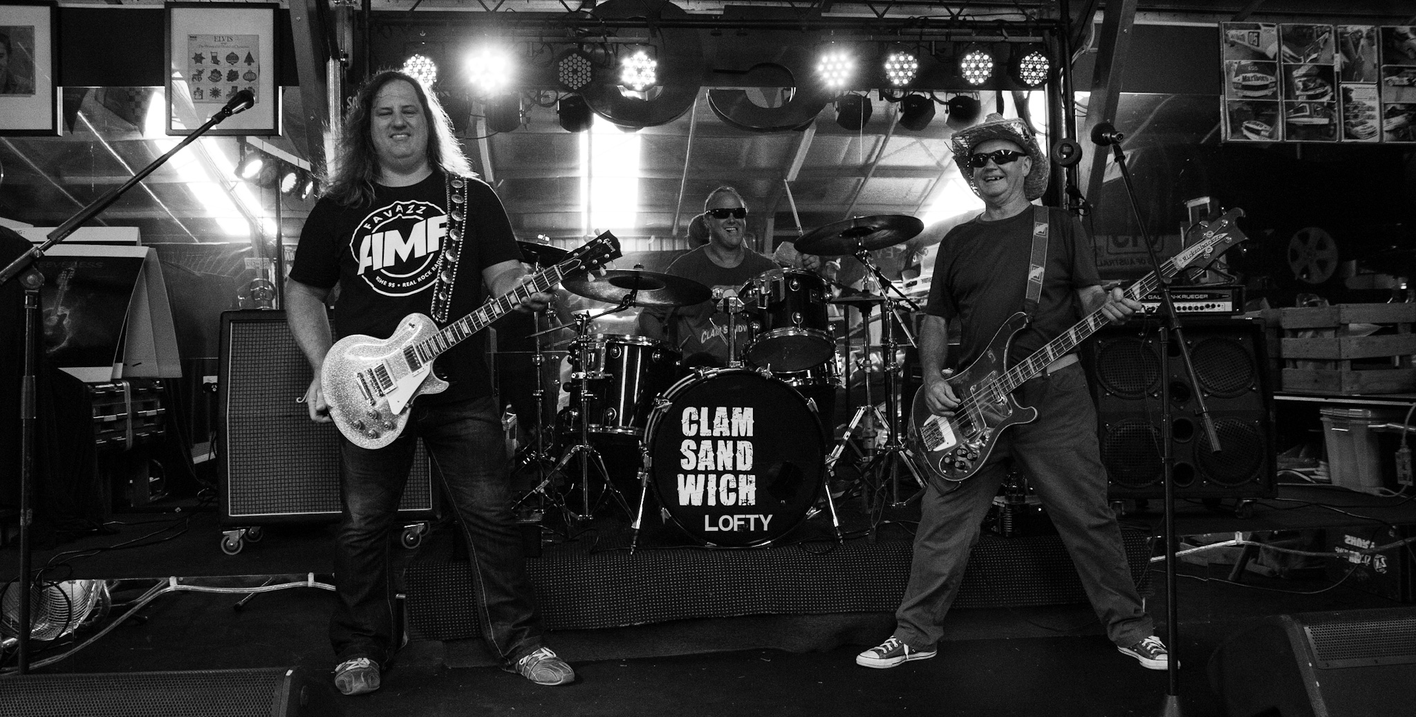 Standing Out From The Crowd With CLAM SANDWICH HEAVY Magazine