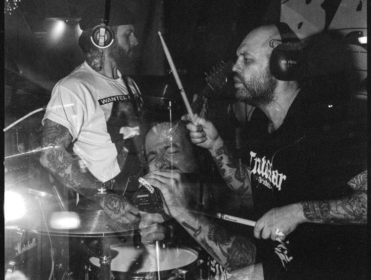 CANCER BATS Drop Single From Upcoming Album