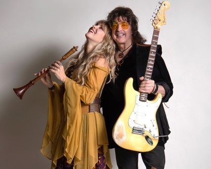BLACKMORE’S NIGHT Release New Mix Of ‘Play Minstrel Play’